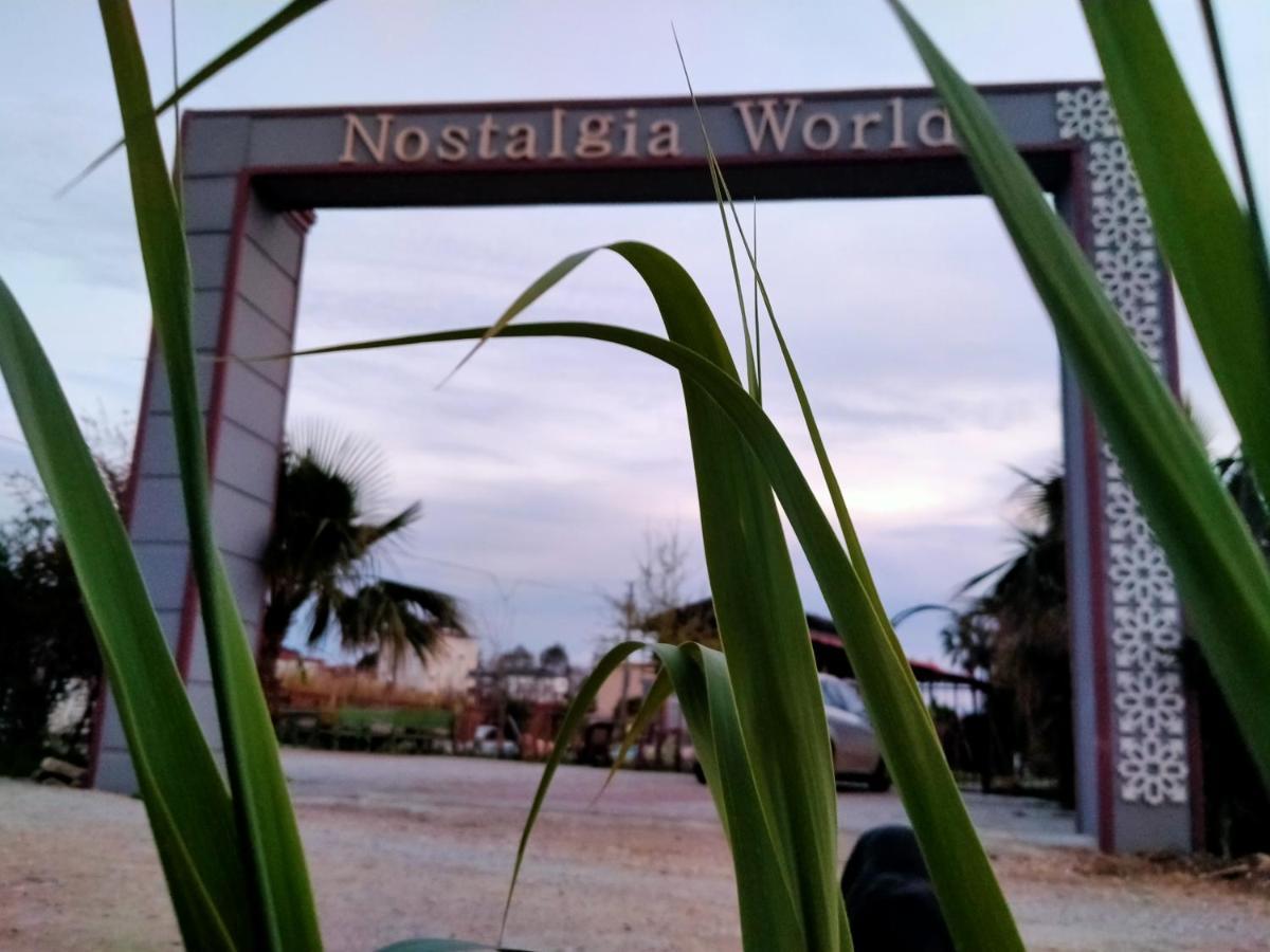 Nostalgia World Otel Kizilot Luaran gambar